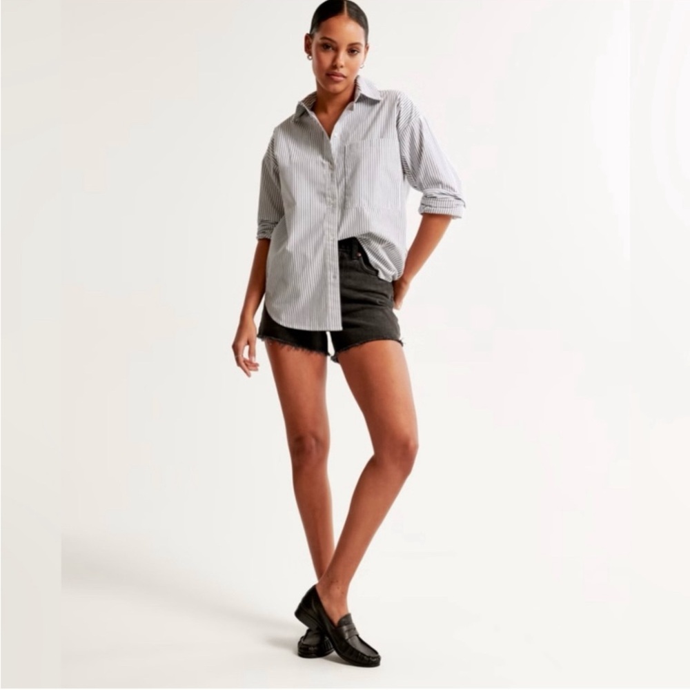 Abercrombie & Fitch High Rise 4” Button Fly Denim Short